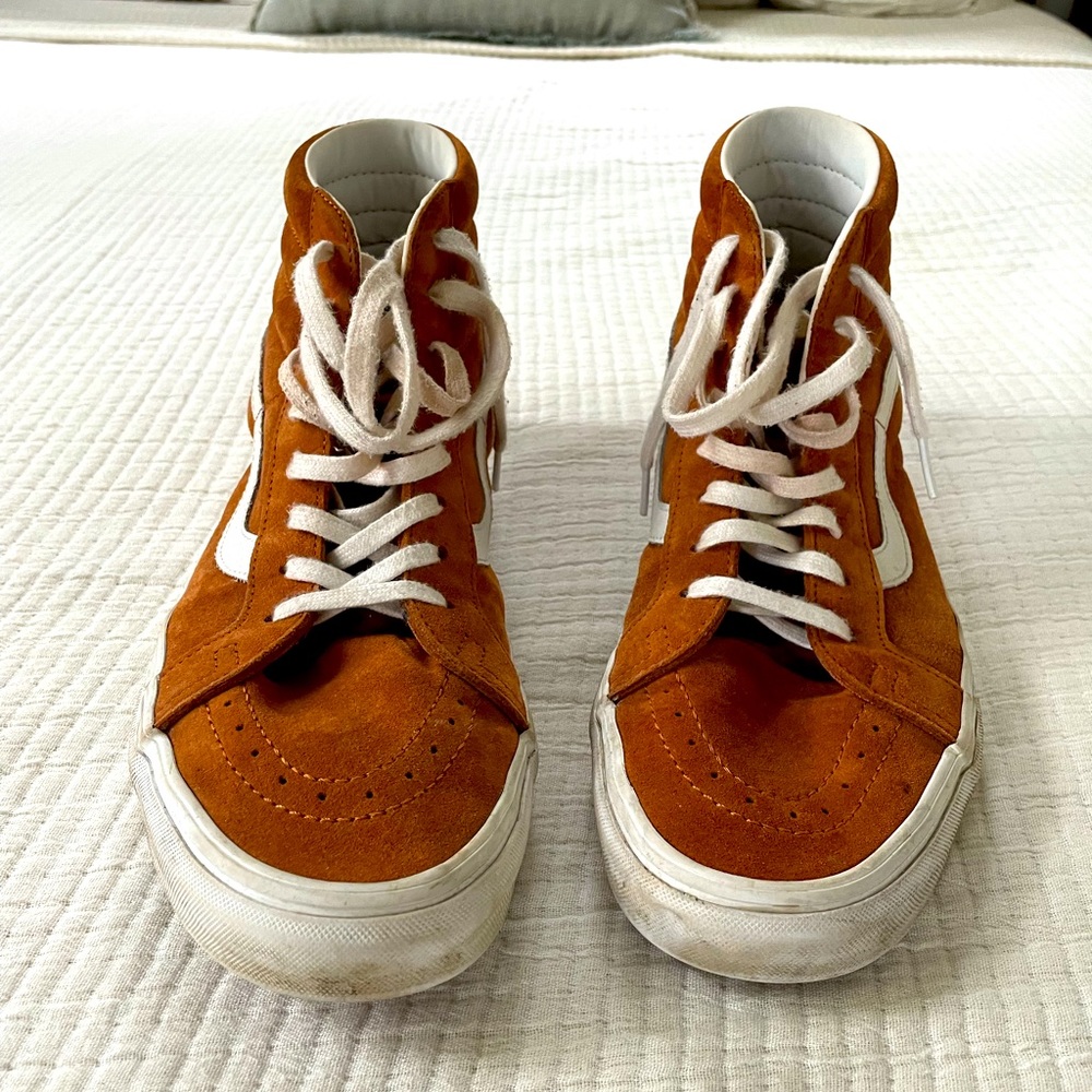 Sk8-Hi Reissue High-Top Sneakers in Brown Suede